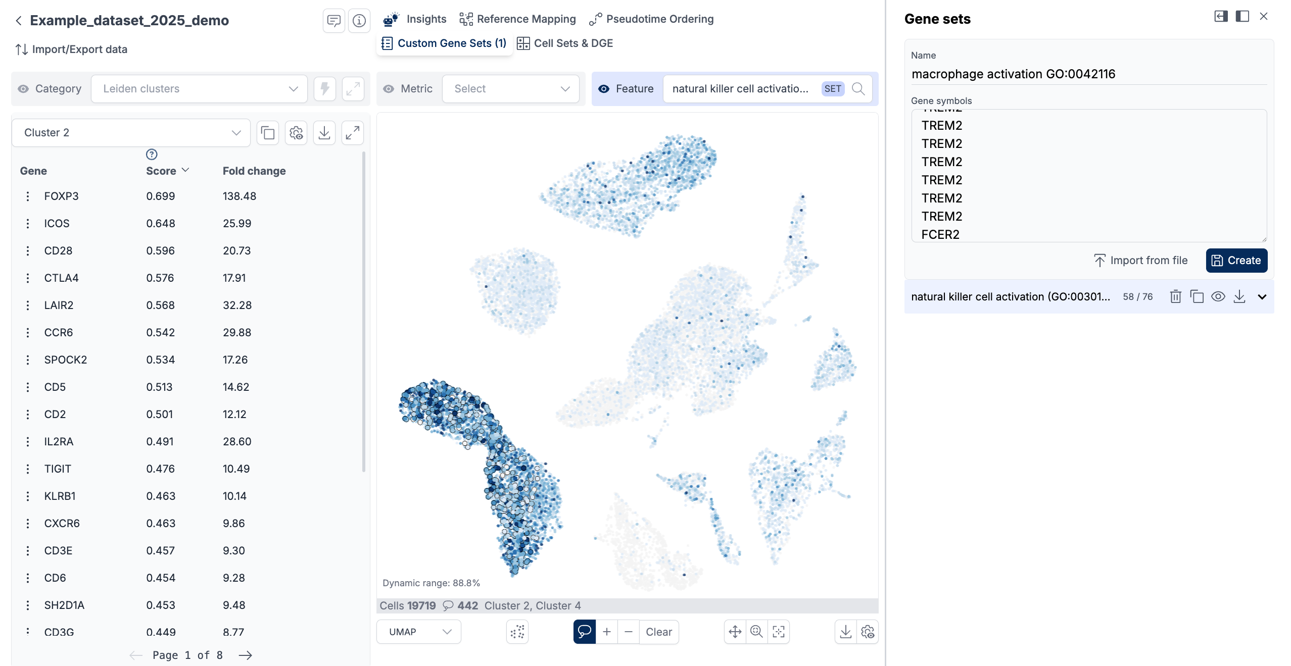 ScarfWeb custom gene set creation interface where users enter a literature marker signature and view per-cell signature scores across clusters.